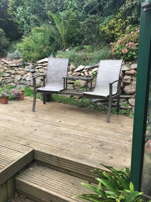 Bumble Bee Cottage Plymouth Exterior photo