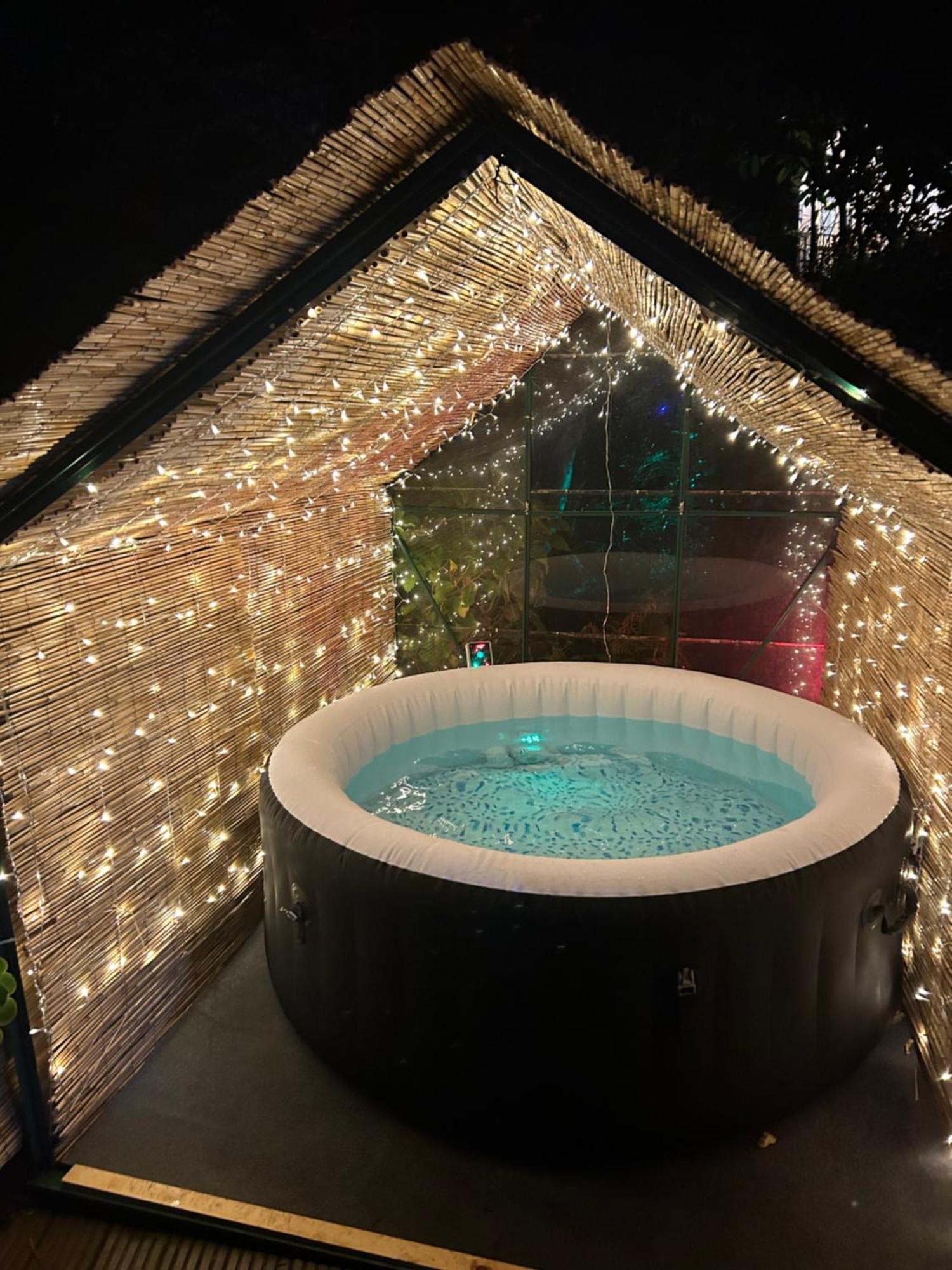 Bumble Bee Cottage Plymouth Exterior photo